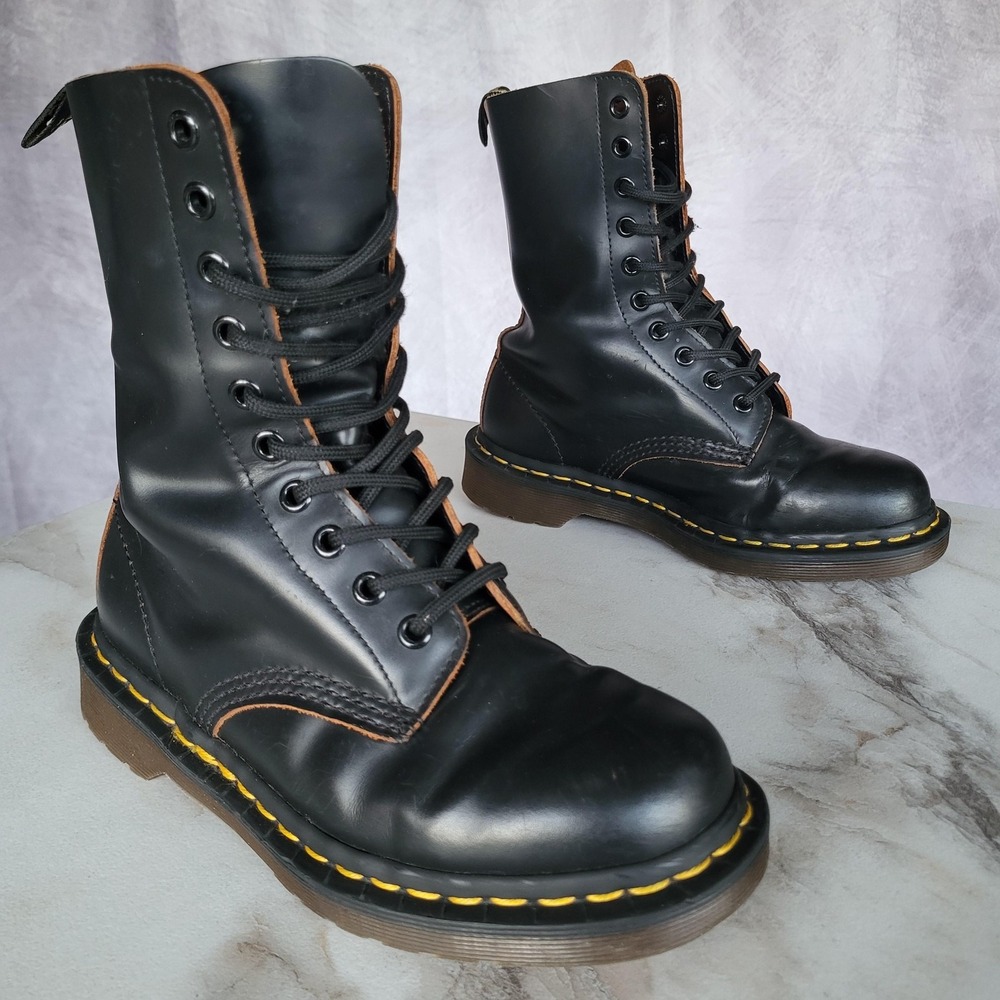 Dr Martens Combat Boots Womens Size 7 Black Leather Lace Up Yellow Stitching